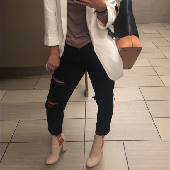 Nude high ankle block heel booties - Picture 2 of 5